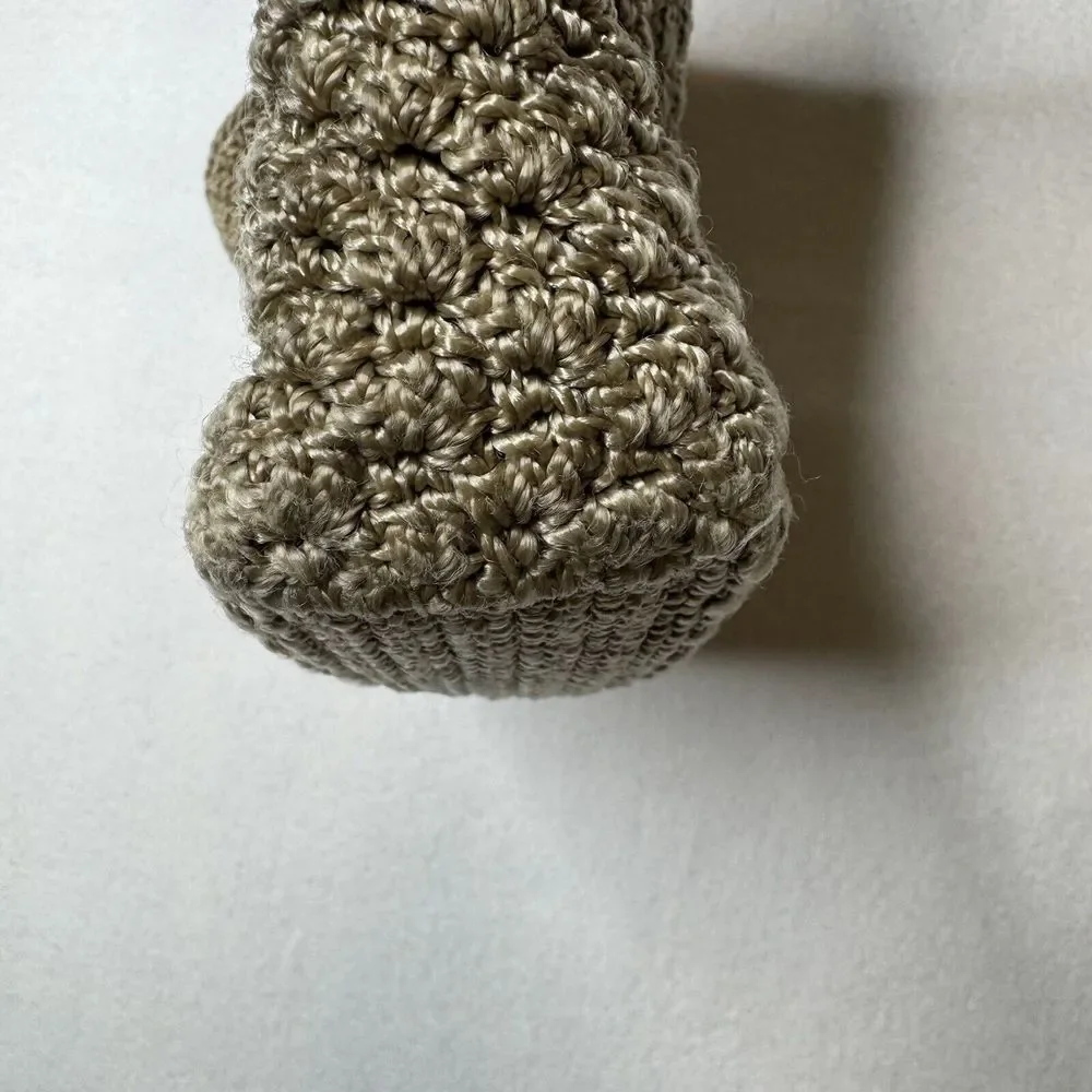 The Sak Crochet Knit Woven Boho Shoulder Handbag Taupe Lined Interior Pocket‎